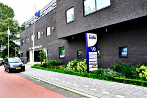 Park Medisch Centrum vanaf de Hoofdweg Rotterdam - Contact